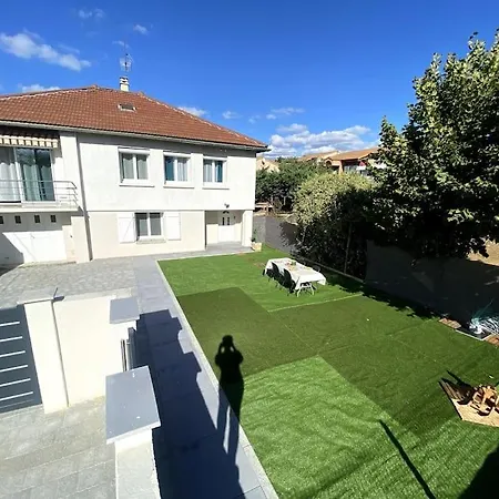 T4 Cosi: Tv Netflix Parking Apartamento Montélimar